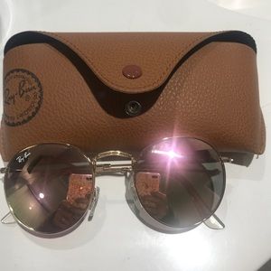 Rose gold Ray-Ban